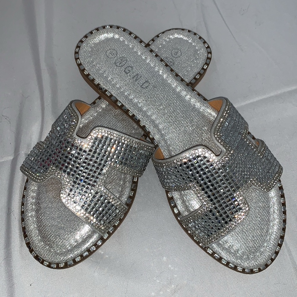 SILVER SLIDES